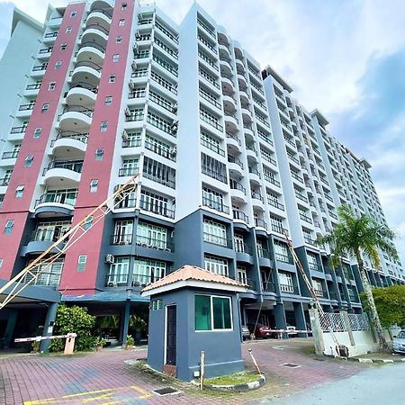 Lui Lui Comfy Condo In Great Location กัวห์ ภายนอก รูปภาพ